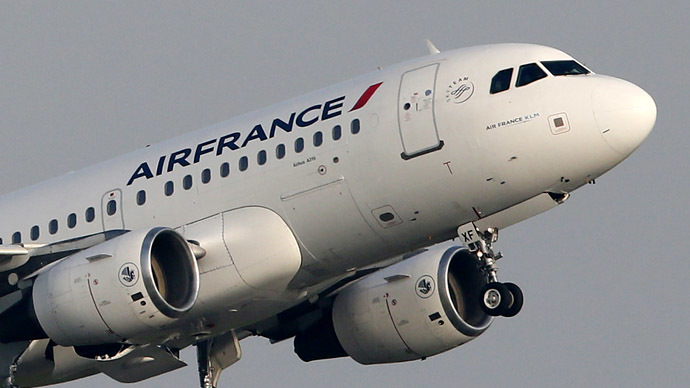 Air France flight bound to Tunis lands in Paris after emergency diversion