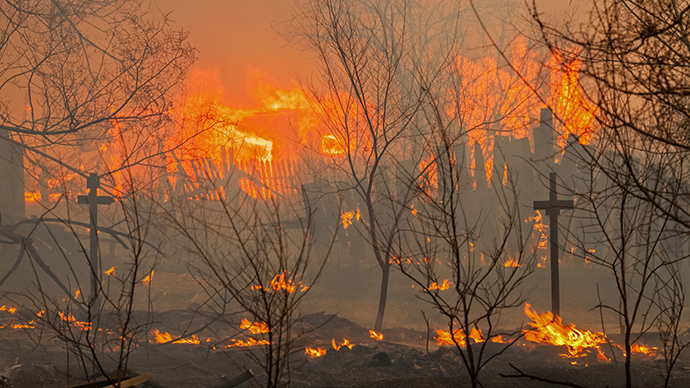 15 dead as grassland fires destroy about 1,000 houses in Siberia