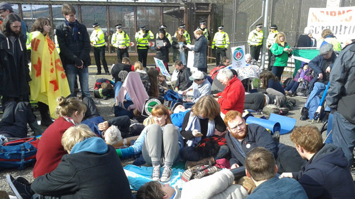 ​Dozens of arrests as anti-nuclear protesters demand end to UK’s Trident sub program
