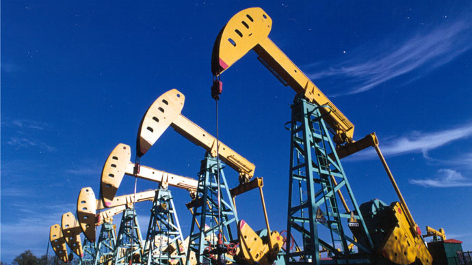 Crude hits 4-month high on EIA inventory report