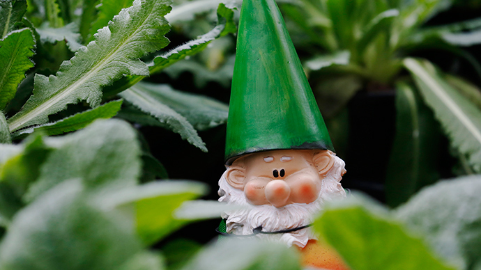 ​Gnome bandit: UK police hunt ‘elderly woman’ suspected of thieving ornaments