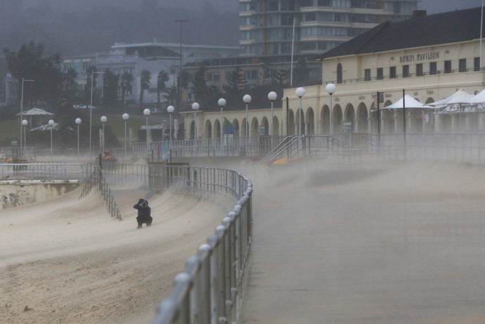 Iconic Bondi Beach went from 'tourist Mecca' to 'Sahara sandstorm'. Reuters / Jason Reed 