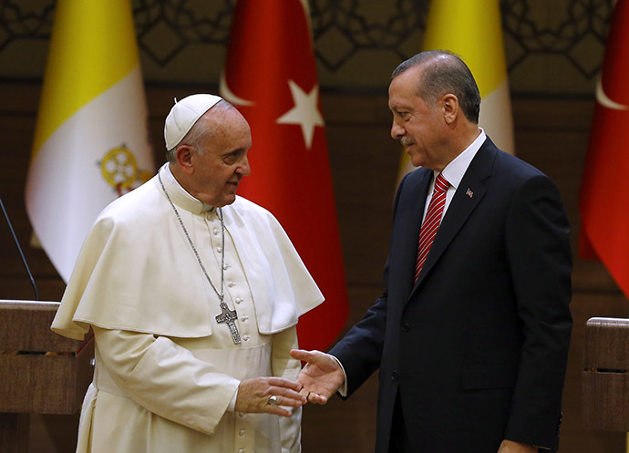 Pope Francis and Turkey's President Tayyip Erdogan. (Reuters/Umit Bektas)