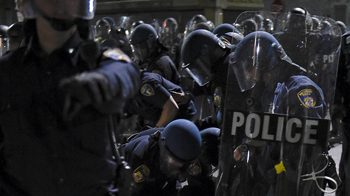 Bad day in Baltimore: Reporters beaten, detained by police, RT contributor robbed (VIDEO)
