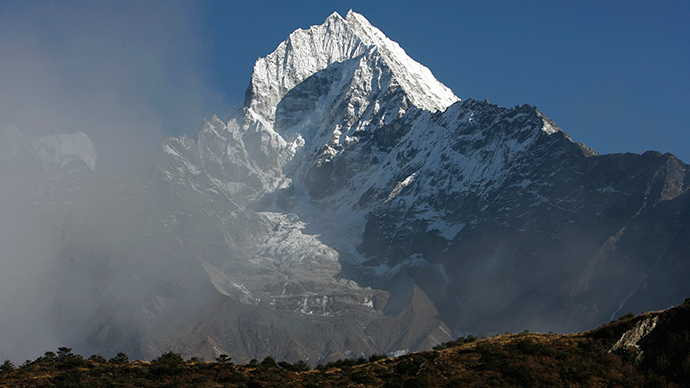 90 Britons missing as Nepal earthquake death toll rises