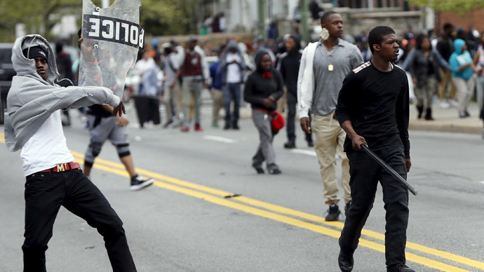 Baltimore riot: Violent clashes, tear gas, rubber bullets after Freddie Gray funeral