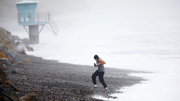 Colossal waves in California blamed on New Zealand storm