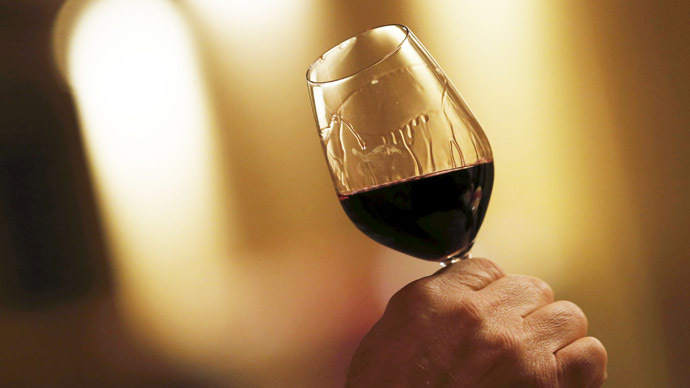 ​Glass of red wine a day is good for people with diabetes - study