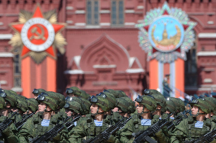 Ceremonial unit soldiers at the military parade to mark the 70th anniversary of Victory in the 1941-1945 Great Patriotic War. (RIA Novosti/Vladimir Fedorenko)