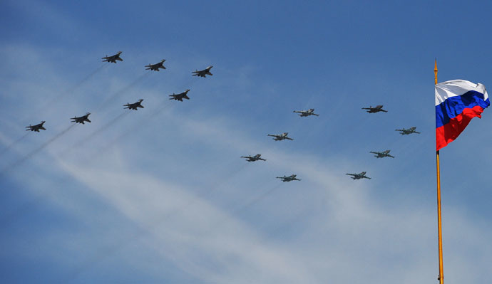 Mikoyan-Gurevich MiG-29 Fulcrum fighters and Sukhoi Su-25 Frogfoot ground-attack planes at the military parade to mark the 70th anniversary of Victory in the 1941-1945 Great Patriotic War. (RIA Novosti/Vladimir Sergeev)