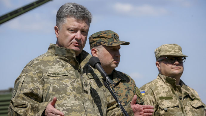 Poroshenko violates Minsk deal vowing to recapture Donetsk Airport - Kremlin
