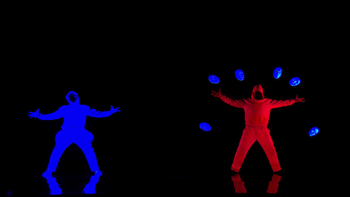 ​Siberia’s got talent: Stunning neon dance show goes viral