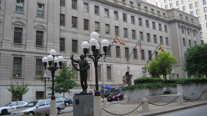 Baltimore prosecutors seek gag order in Freddie Gray murder case