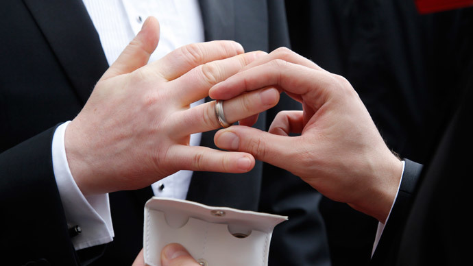 ​France’s main Protestant Church gives blessing to gay marriages