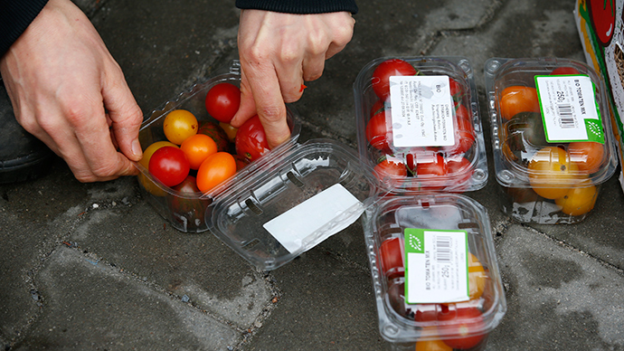 ​Adieu to food waste: French govt forces supermarkets to donate to charity