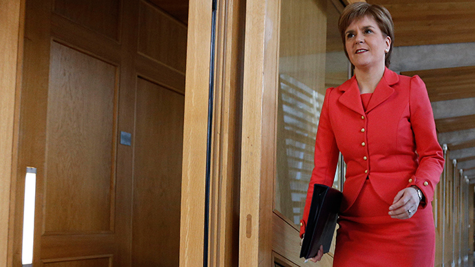 Sturgeon attacks austerity Britain, commits Scotland to EU