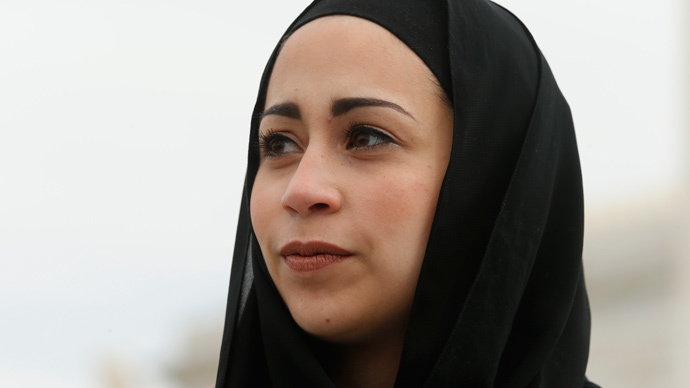 SCOTUS rules in favor of Muslim woman over head scarf in Abercrombie & Fitch suit