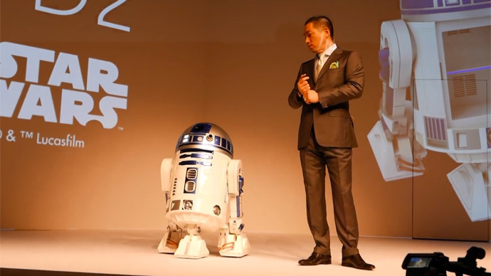 Mobile, remote-controlled R2-D2 fridge will fetch your beer