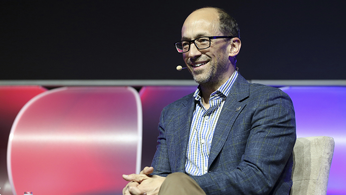 Twitter CEO Dick Costolo to step down