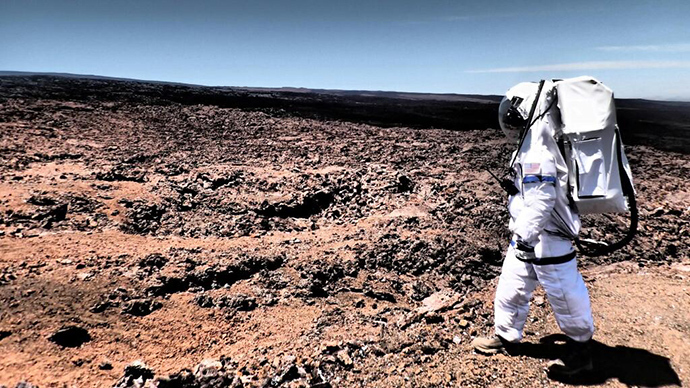 Scientists emerge from 8 months of simulated life on Mars