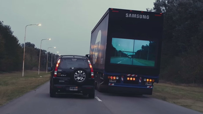 ‘Safety Truck’: Back screens on trucks may pave way for safer overtaking (VIDEO)