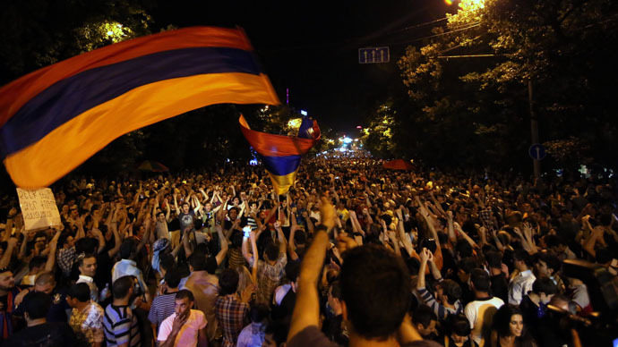 Tariff freeze & police brutality probe: Armenia protesters outline demands