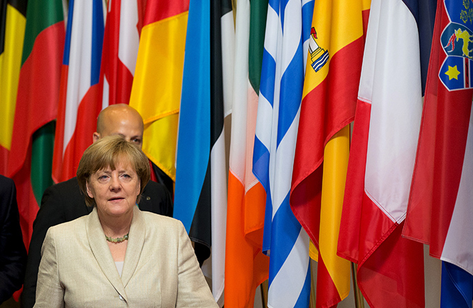 German Chancellor Angela Merkel leaves the EU Council headquarters after a European Union leaders summit in Brussels, Belgium, June 26, 2015 (Reuters / Philippe Wojazer)