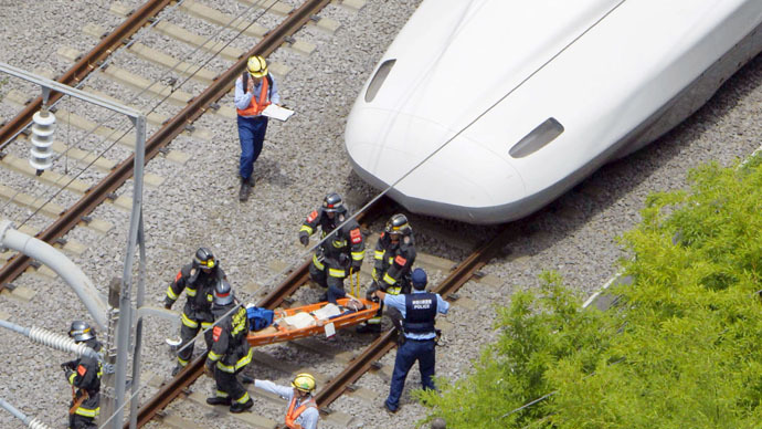 Man sets himself on fire on Japan bullet train, 2 dead, dozens injured