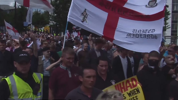 EDL calls for ‘going mental’ at Sheffield rally ‘against child sex abuse’