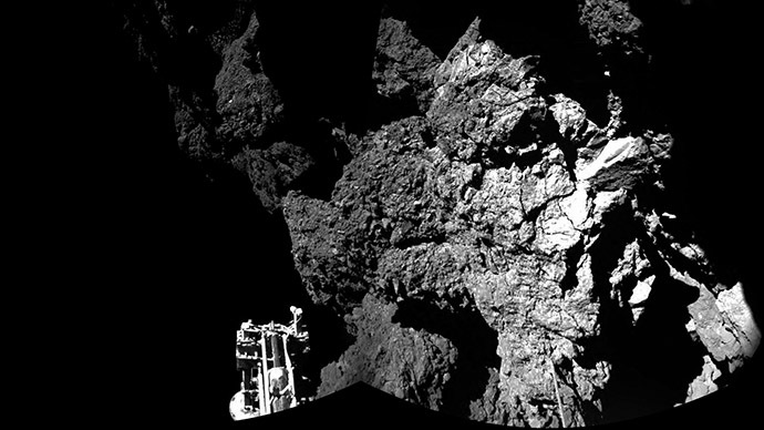 Home to extraterrestrials? Philae probe could be sitting on comet filled with alien life