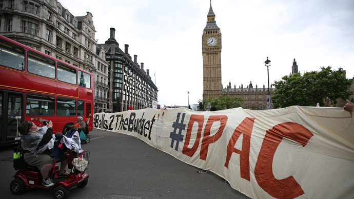 ​‘Balls to the budget!’ Activists resist Chancellor Osborne’s emergency measures (VIDEO)