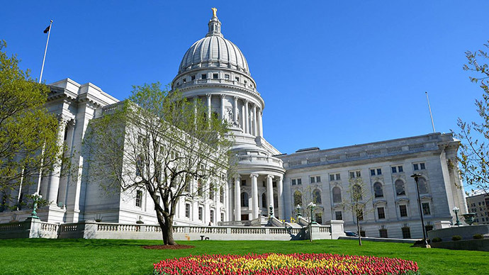 Wisconsin Capitol building evacuated over bomb threat