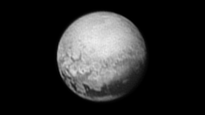 Pluto geology detailed in new NASA images
