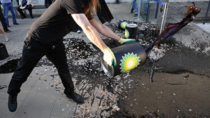 BP to pay record fine to US for 2010 oil spill 