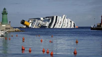 Wrecked Costa Concordia cruise ship set upright (PHOTOS, VIDEO)