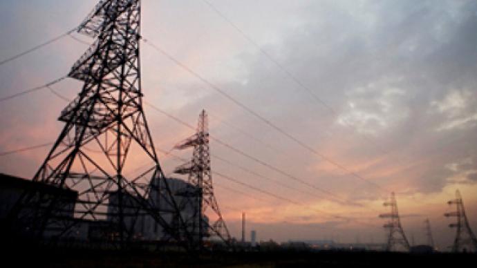 Government turns up voltage on power investors