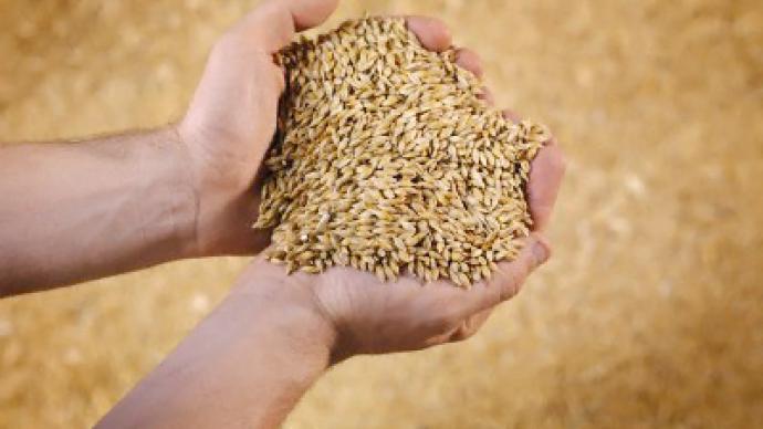 Russia lifts grain export ban