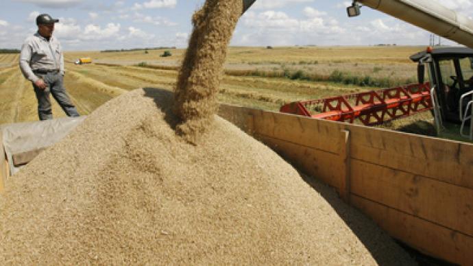 Russian authorities open granaries to boost export