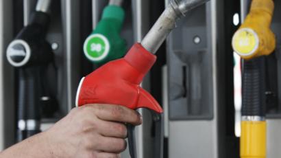 High petrol prices hit car-travellers