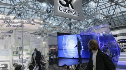 Investigators search Skolkovo innovation hub, question billionaire director