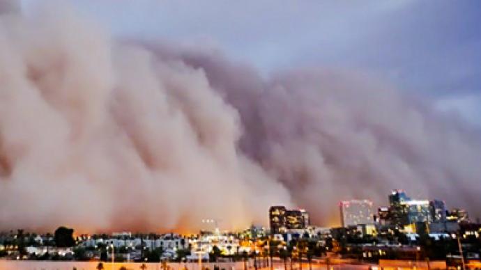Amazing time-lapse of Arizona dust storm