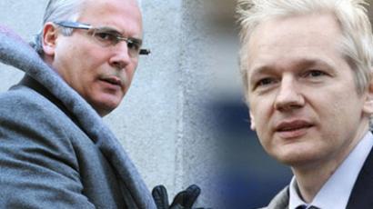 Confirmed: Ecuador grants Julian Assange asylum in dramatic standoff