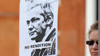 Ecuador recalls ambassador for Assange advisement