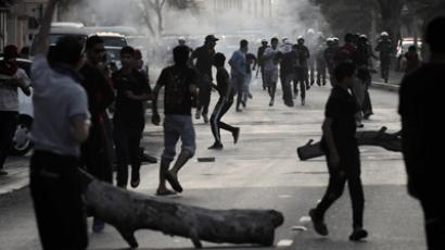 Teargas for Shiites: Anti-blockade rally clamped down in Bahrain