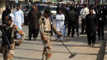 Pakistani police kill 5 militants in gunfight following airport assault