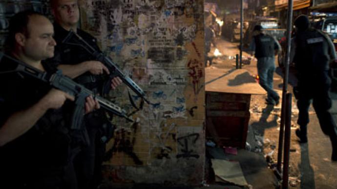 Hundreds of police storm Brazilian slums