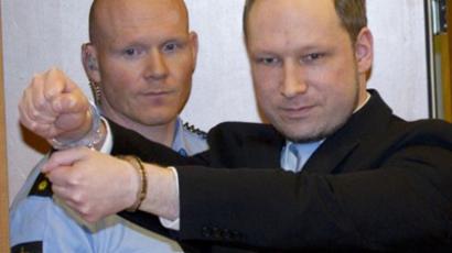 Breivik cries in court, claims murder of 77 'self-defense' (VIDEO)