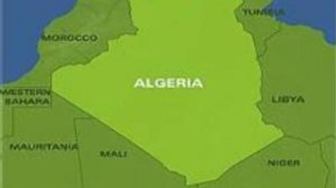 Bus blows up on landmines in Algeria