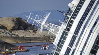 Wrecked Costa Concordia cruise ship set upright (PHOTOS, VIDEO)