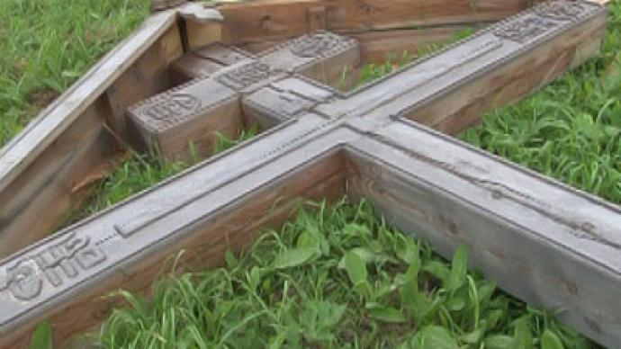 Crosses chopped down: 'Anti-church hysteria' spreads across Russia